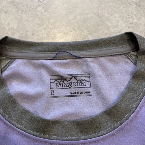 Patagonia Shirt Women’s Sz Small Long Sleeve Top Stretch Purple Mountain Logo - Picture 3 of 10